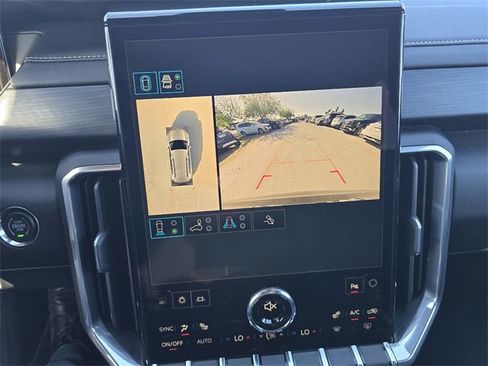 New 2026 GMC Acadia Elevation image 20