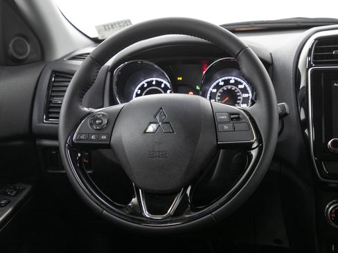 Used 2022 Mitsubishi Outlander Sport ES AWD/4WD image 16