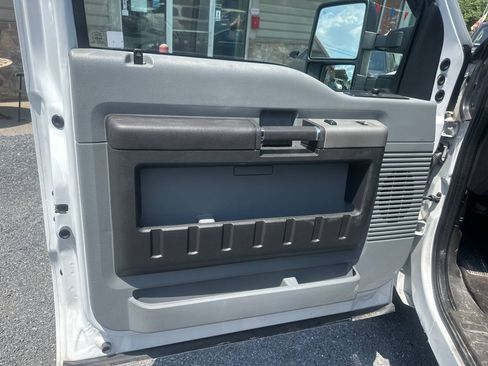 Used 2014 Ford F350 XLT AWD/4WD image 13