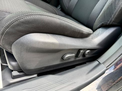 Used 2022 Subaru Outback Premium AWD/4WD image 30