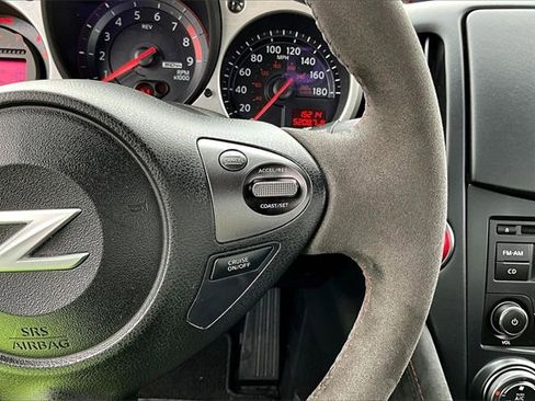 Certified 2020 Nissan 370Z Sport image 11