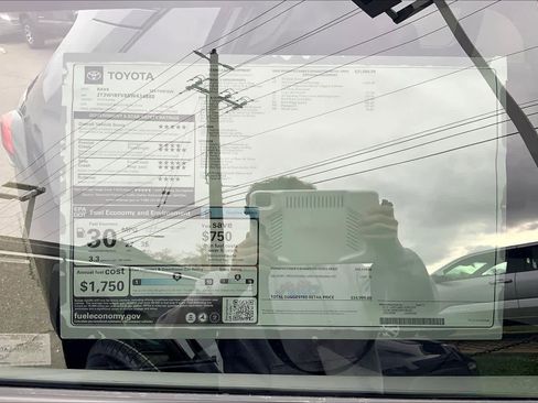 New 2025 Toyota RAV4 XLE image 21