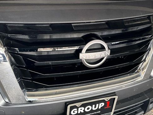 Used 2025 Nissan Pathfinder SV w/ SV Premium Package image 59