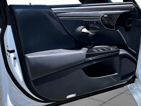 Used 2019 Lexus ES 350 F Sport w/ Accessory Package 2 FWD image 26