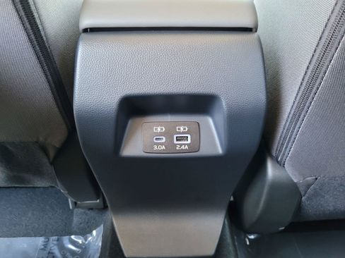 Certified 2025 Subaru Crosstrek 2.5i Premium AWD/4WD image 17
