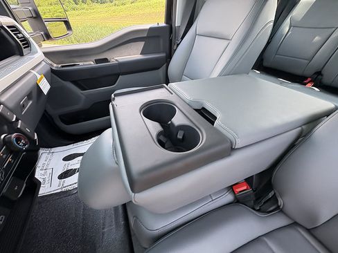 New 2026 Ford F250 XL w/ 360-Degree Camera Package AWD/4WD image 34