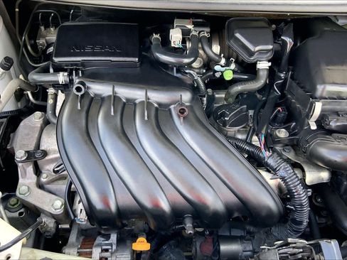 Used 2019 Nissan Versa Note SV FWD image 32