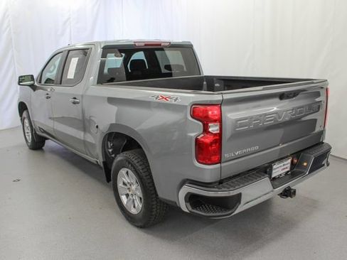 Used 2025 Chevrolet Silverado 1500 LT AWD/4WD image 9