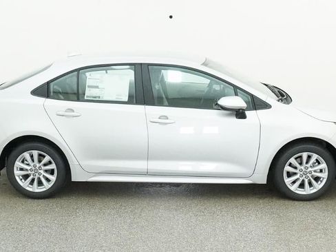 New 2026 Toyota Corolla LE FWD image 11
