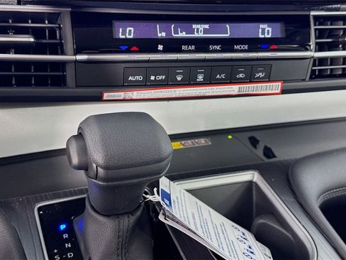 New 2026 Toyota Sienna LE image 19
