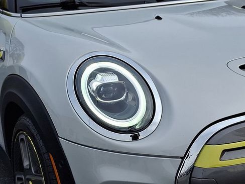 Used 2021 MINI Cooper SE w/ 8.8" Touchscreen Nav Package image 10