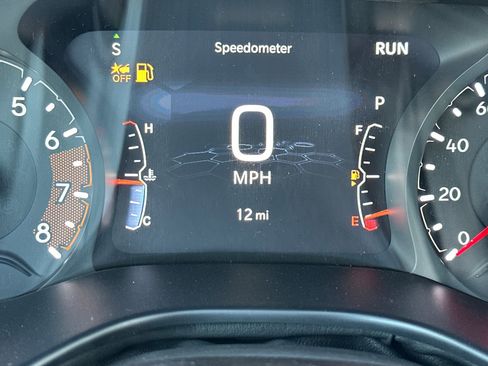 New 2026 Jeep Compass Latitude image 27