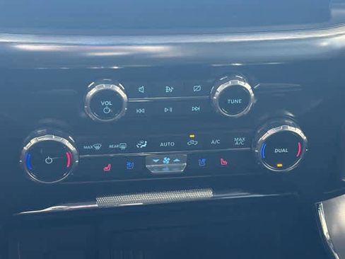 Used 2023 Ford F150 Lariat w/ Equipment Group 502A High image 23