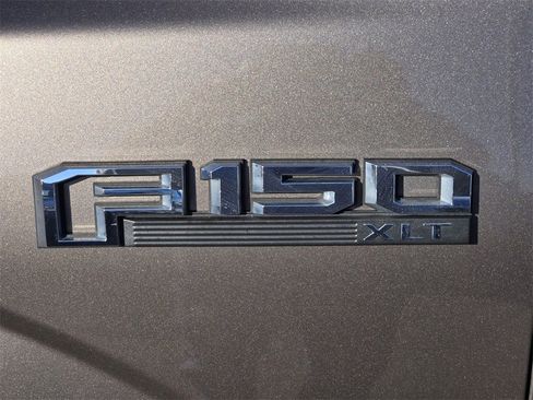 Used 2020 Ford F150 XLT w/ Equipment Group 302A Luxury image 9