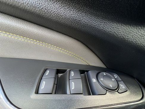 Used 2025 Chevrolet Trax ACTIV w/ Driver Confidence Package image 22