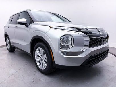 New 2026 Mitsubishi Outlander ES