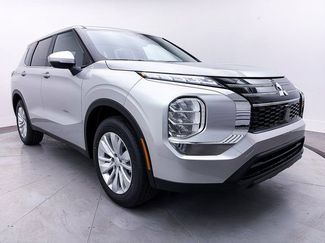 New 2026 Mitsubishi Outlander ES video 1