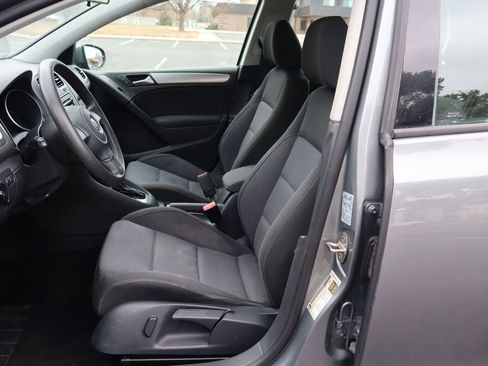 Used 2014 Volkswagen Golf 2.5L image 19