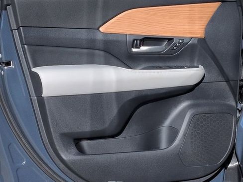 Certified 2026 Toyota Grand Highlander Limited image 14