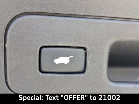 Used 2020 Acura MDX FWD image 14