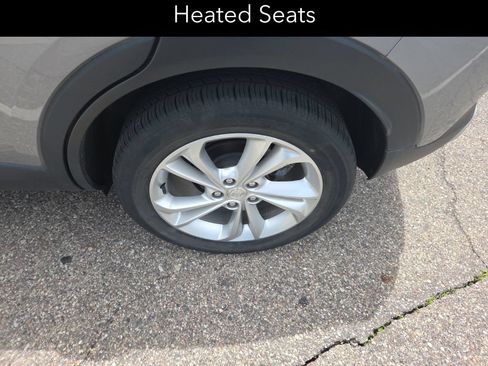 Used 2023 Buick Encore GX Preferred w/ Cold Weather Comfort Package FWD image 9