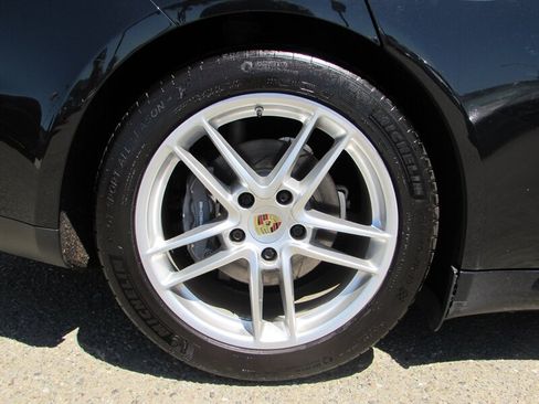 Used 2015 Porsche Panamera 4 AWD/4WD image 37