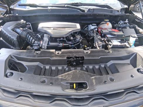 Used 2023 Chevrolet Blazer LT w/ LPO, Black Grille Bar Package image 23