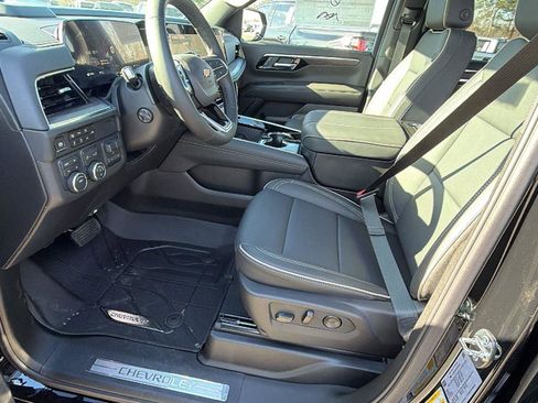 New 2026 Chevrolet Tahoe Premier w/ Sun And Tow Package AWD/4WD image 13
