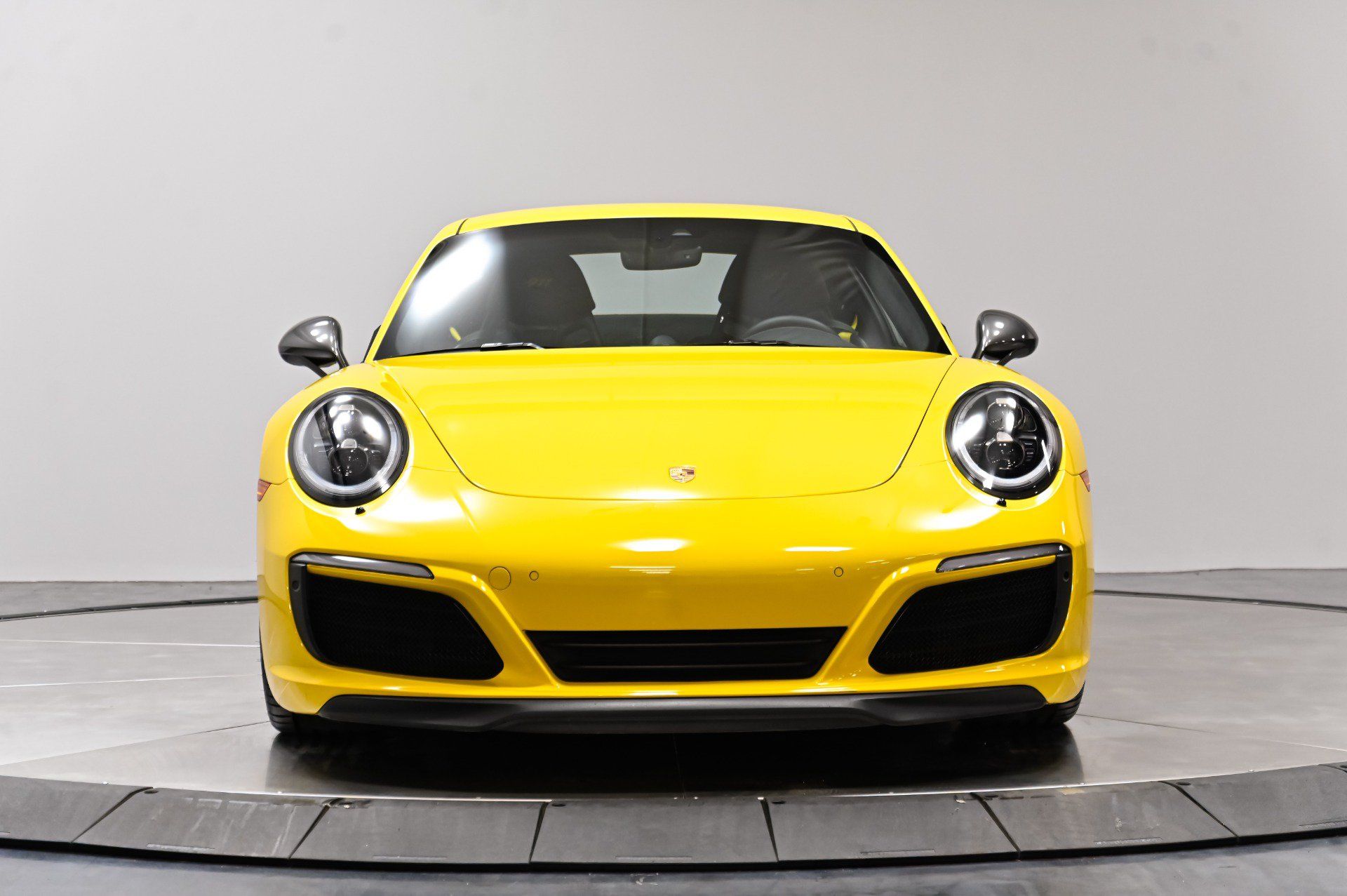 Used 2018 Porsche 911 Carrera T RWD image 41