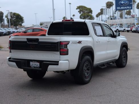 Used 2025 Nissan Frontier PRO-4X AWD/4WD image 8