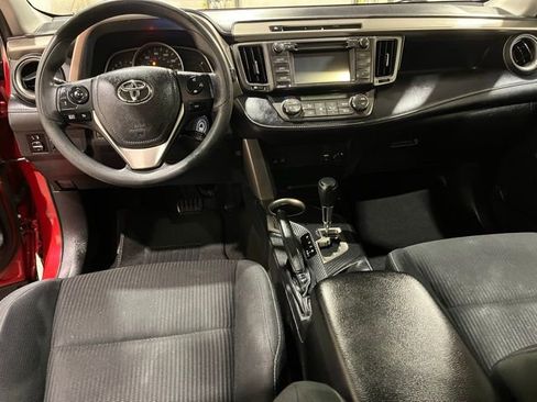 Used 2014 Toyota RAV4 XLE image 16