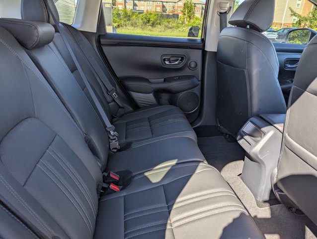 Used 2025 Honda HR-V EX-L image 30