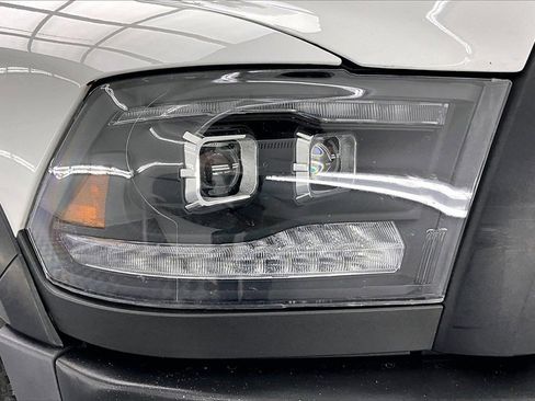 Used 2021 RAM 1500 Classic Warlock image 30