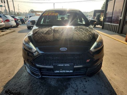 Used 2016 Ford Focus ST w/ Equipment Group 401A image 10