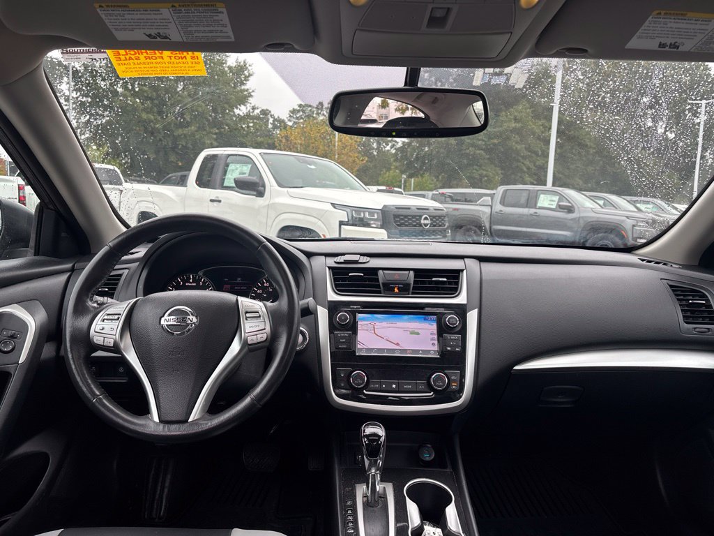 Used 2018 Nissan Altima 2.5 SV w/ 2.5 SV Technology Package FWD image 8