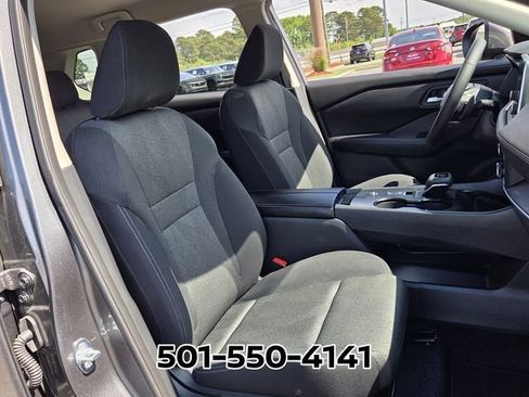 Used 2026 Nissan Rogue SV FWD image 18
