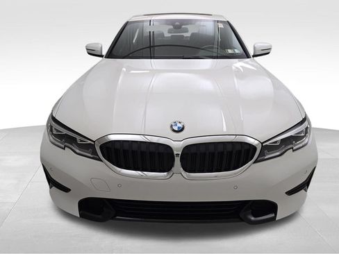 Used 2020 BMW 330i xDrive Sedan w/ Convenience Package AWD/4WD image 3