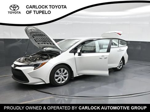 Used 2026 Toyota Corolla LE FWD image 56