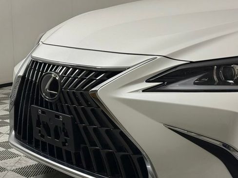 Certified 2024 Lexus ES 350 FWD image 15