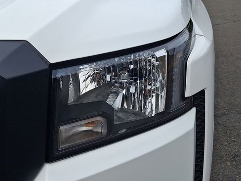 Certified 2024 Nissan Frontier S w/ Technology Package image 9