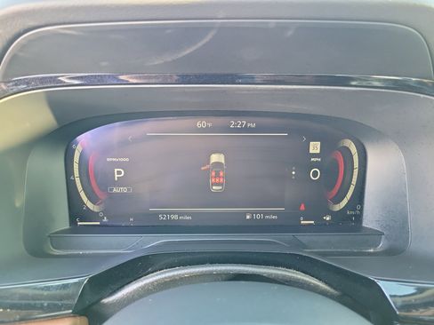 Certified 2023 Nissan Pathfinder Platinum image 24