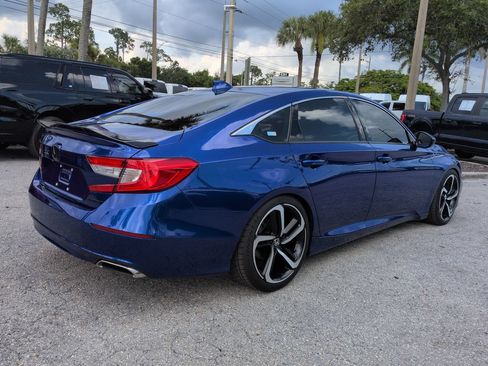 Used 2018 Honda Accord Sport image 5
