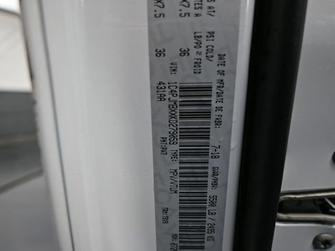 Used 2019 Jeep Cherokee Trailhawk image 47