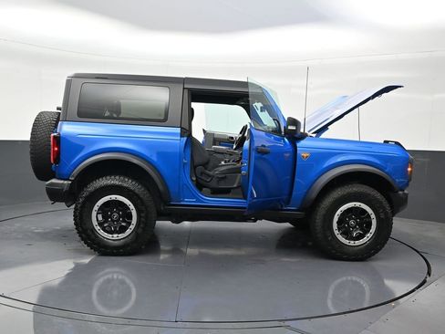 Used 2022 Ford Bronco Badlands image 32
