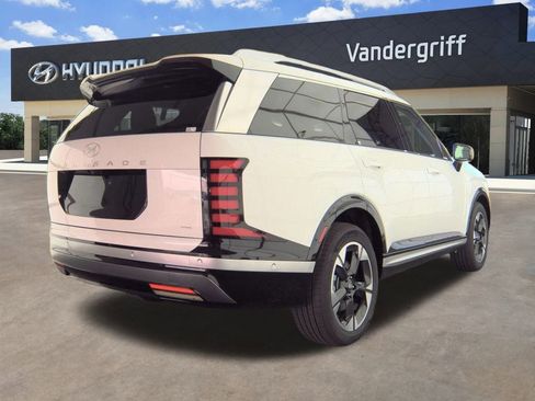 Certified 2026 Hyundai Palisade Limited image 3