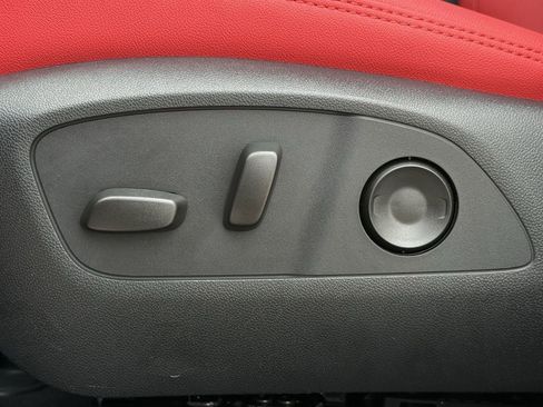 New 2026 Chevrolet Equinox EV RS FWD image 19