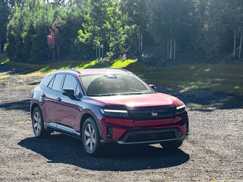 Used 2024 Honda Prologue Touring image 12