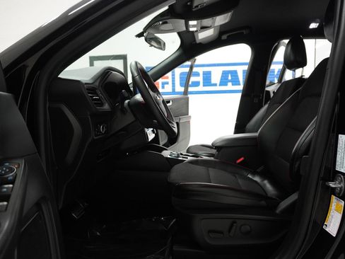 Used 2024 Ford Escape ST-Line w/ Tech Pack #1 image 16