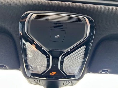 Used 2019 BMW 740i xDrive w/ M Sport Package AWD/4WD image 35