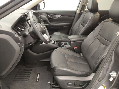 Used 2017 Nissan Rogue SL w/ SL Premium Package image 17
